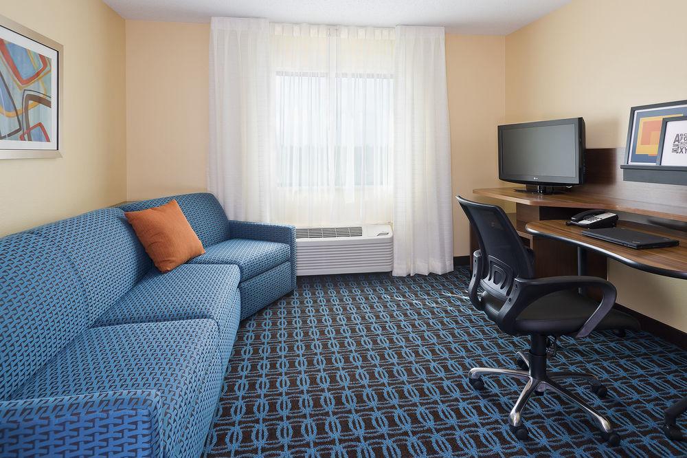 Fairfield Inn & Suites Peru Εξωτερικό φωτογραφία